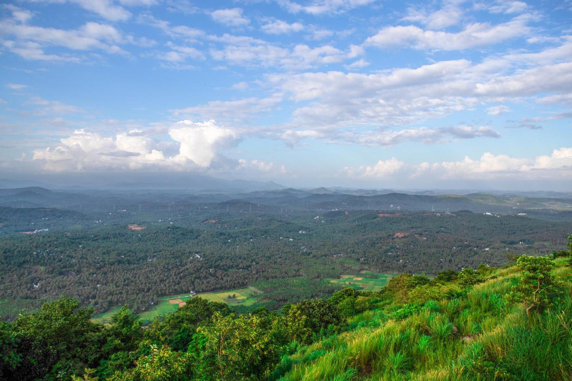Misty Green Hills Parks & Resorts Kondotty Buitenkant foto
